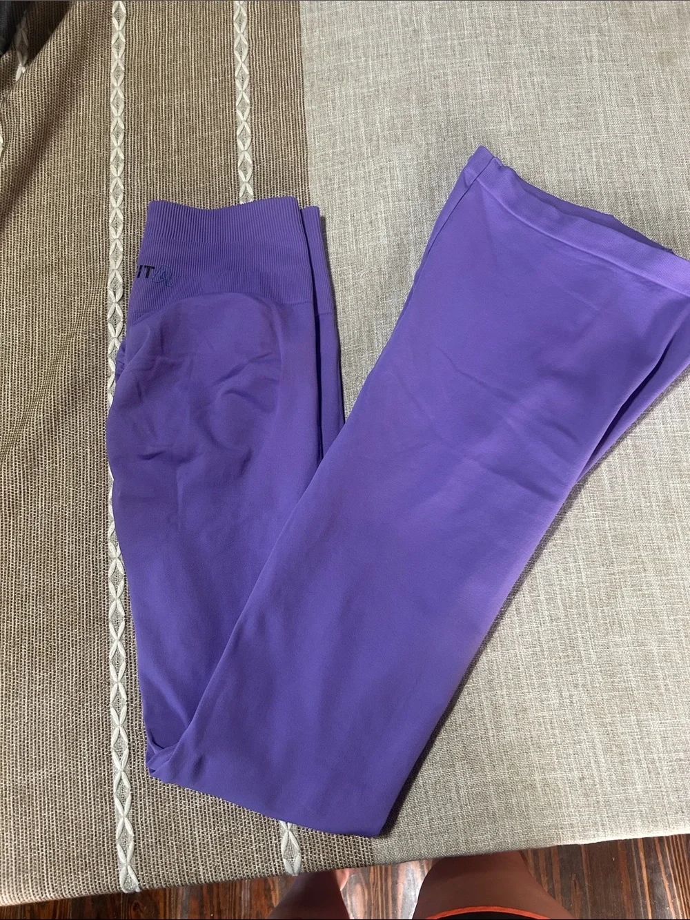 Purple Seamless flare Leggings/ yoga pants